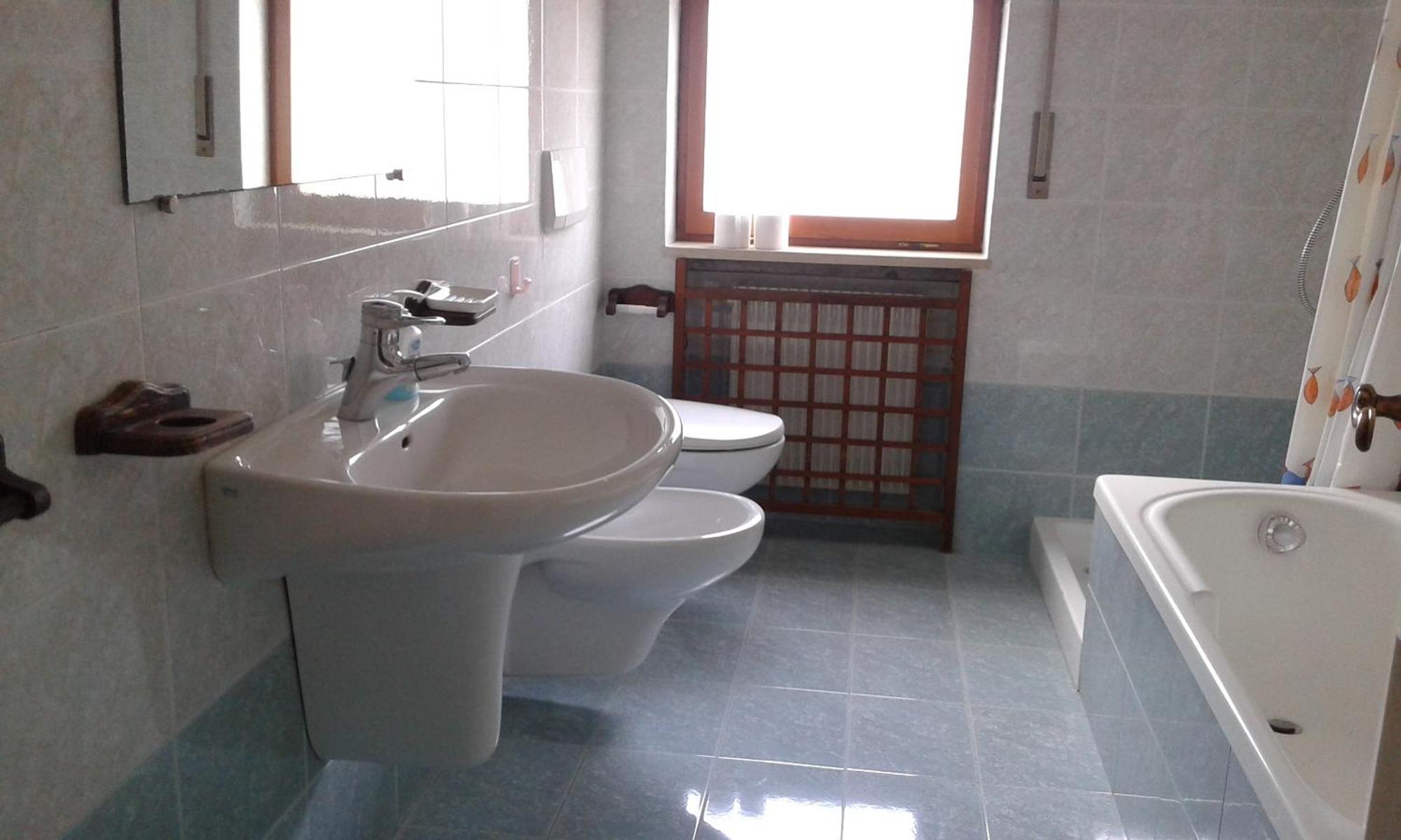 Easyroom Piovene Rocchette Bagian luar foto